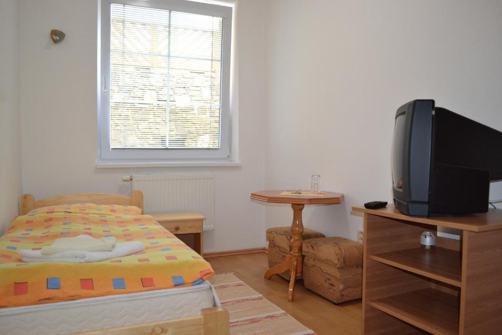 Privat Julia Hotel Vrbov Quarto foto